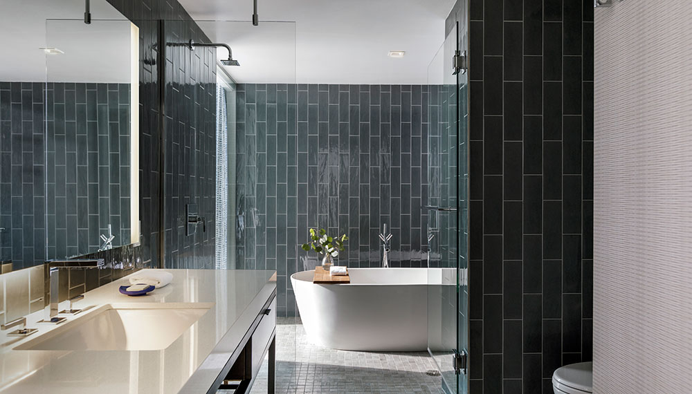 hotel guestroom spa bathroom